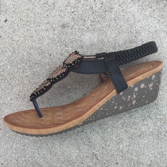 1 left! Black low COMFORT WEDGE sandal w/ bling - Picture 4 of 5